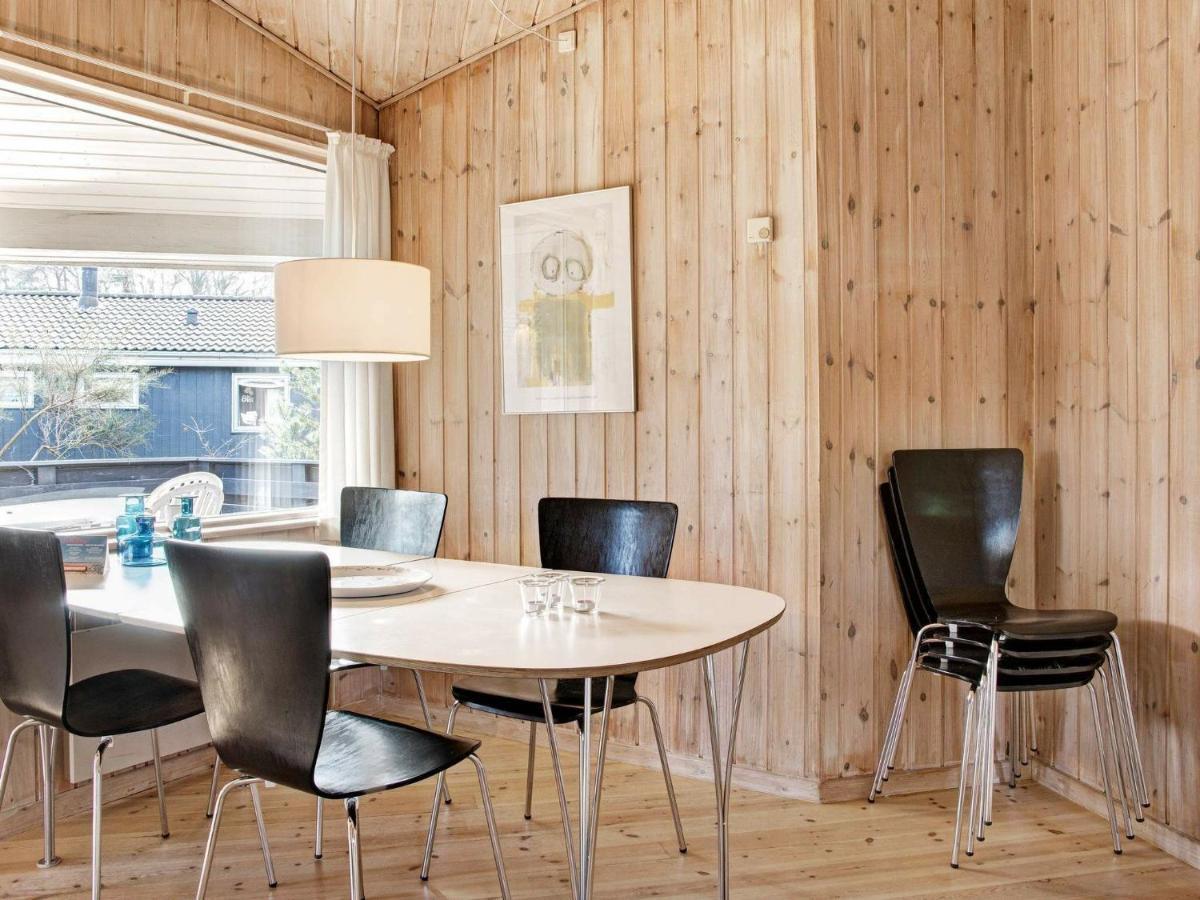 8 Person Holiday Home In Nex Snogebæk Dış mekan fotoğraf